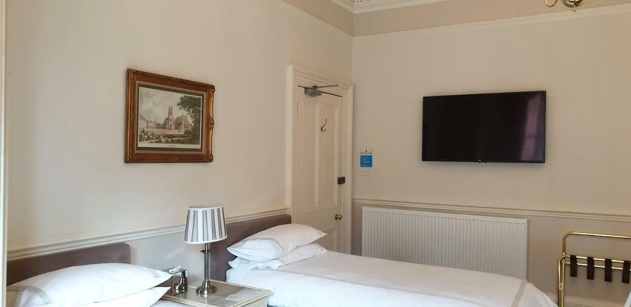 Highfield Guest House Edinburgh