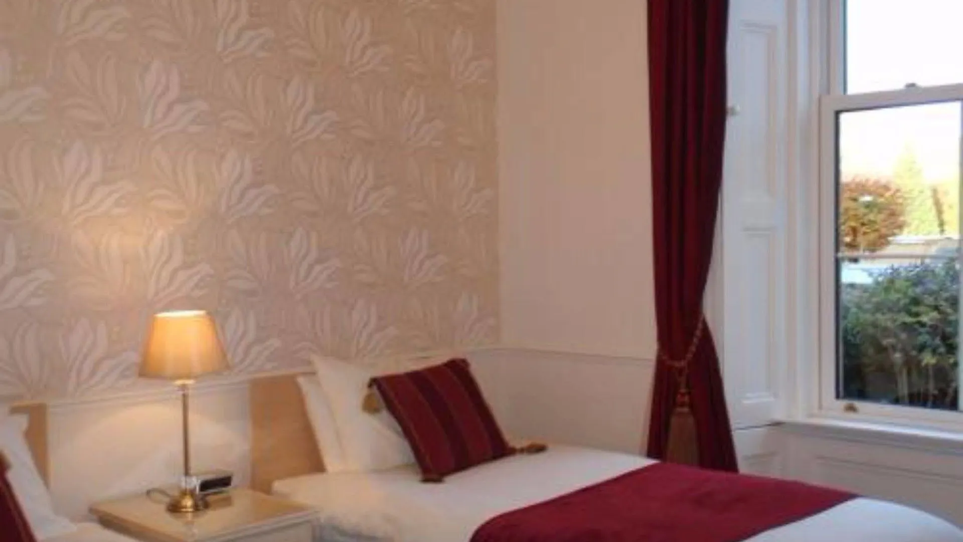 אדינבורו Highfield Guest House